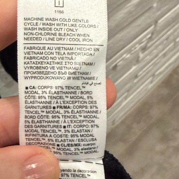 Athleta Pranyama Restore Wrap Black Small - Picture 7 of 7